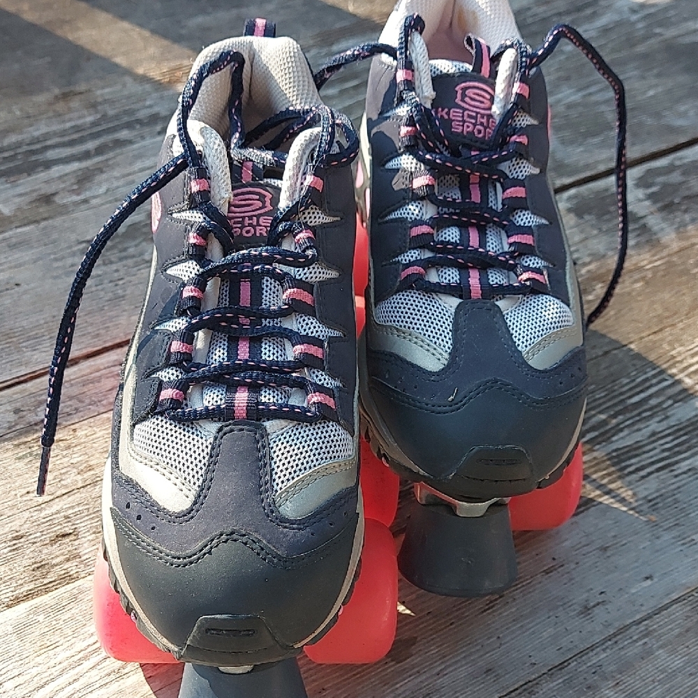 Skechers Sport Roller Skates in Gray and Pink